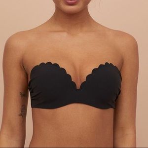 H&M scalloped bikini top super push up